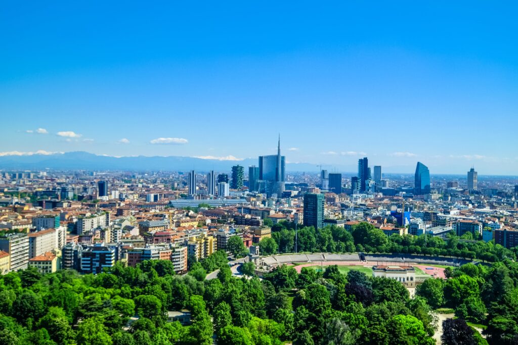 pexels-francesco-ungaro-409127 travel healthcare jobs